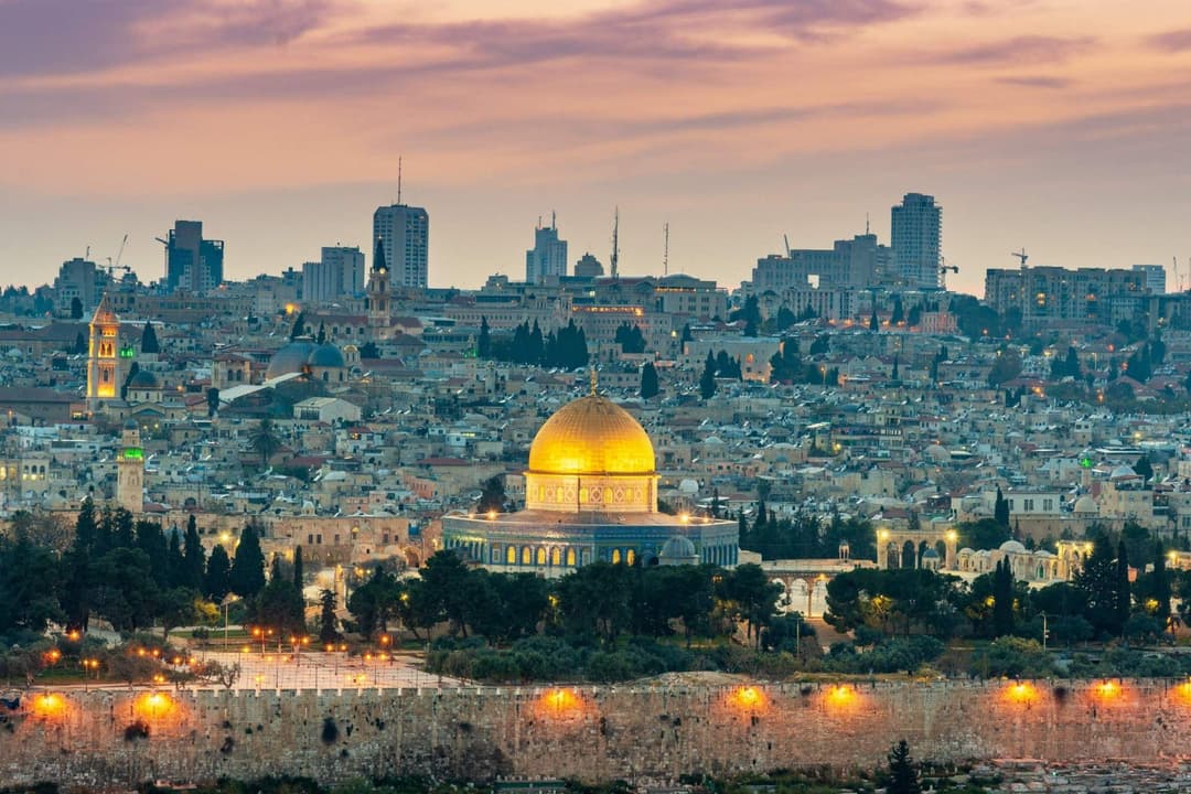resident-director-services-israel
