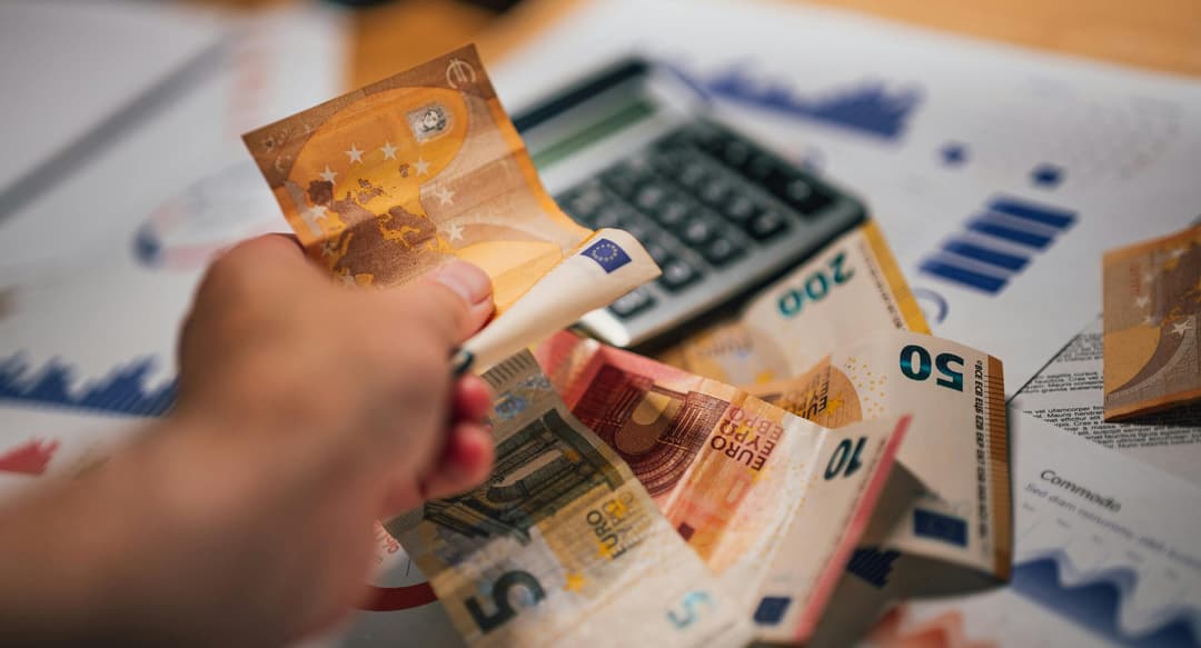 How to Avoid Hidden EOR Fees